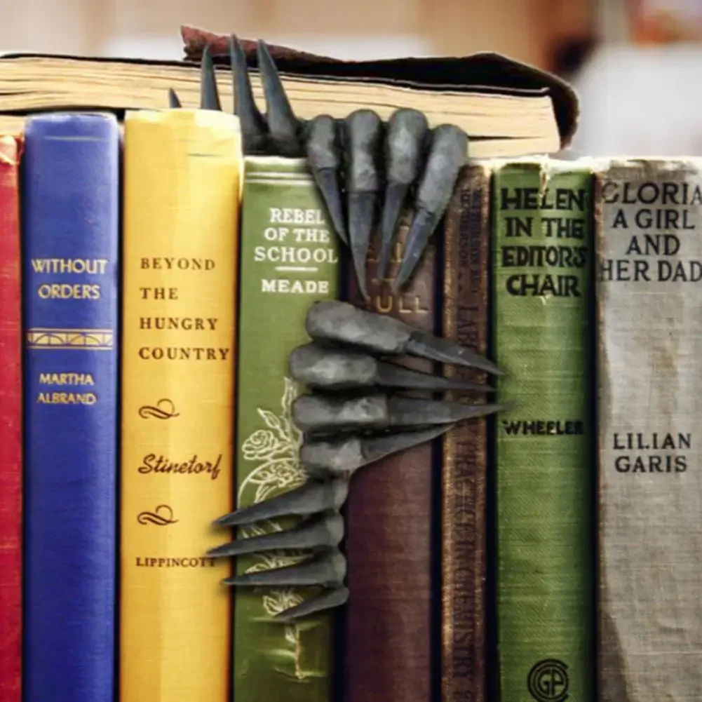 Resin Art Bookmark - Thriller Devil's Hand Bookmarks Witch Hand