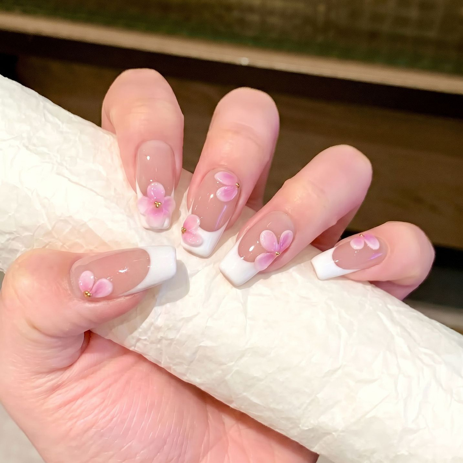 Resin Art Flowers - 10pcs White French Style Tips False