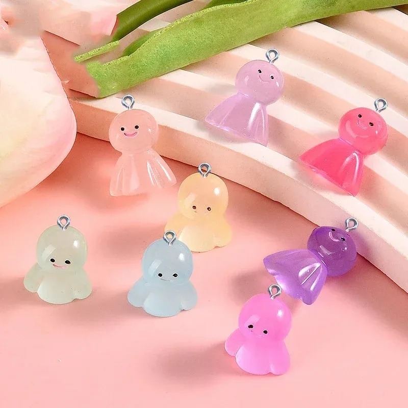 Resin Art Handmade - 10Pcs Glow In Dark Cartoon Doll