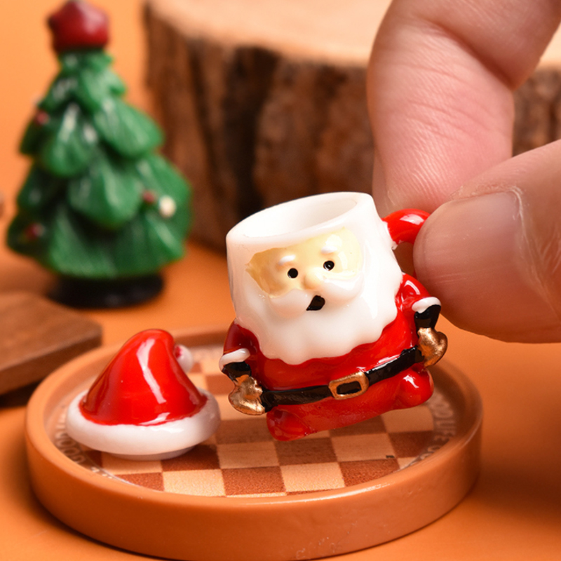 Mini Santa Teacup Ornament - R - Resin Art Handmade 评论和价格