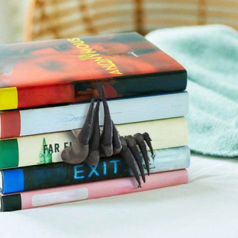 Hand of The Devil Halloween Ho - Resin Art Bookmark 评论和价格