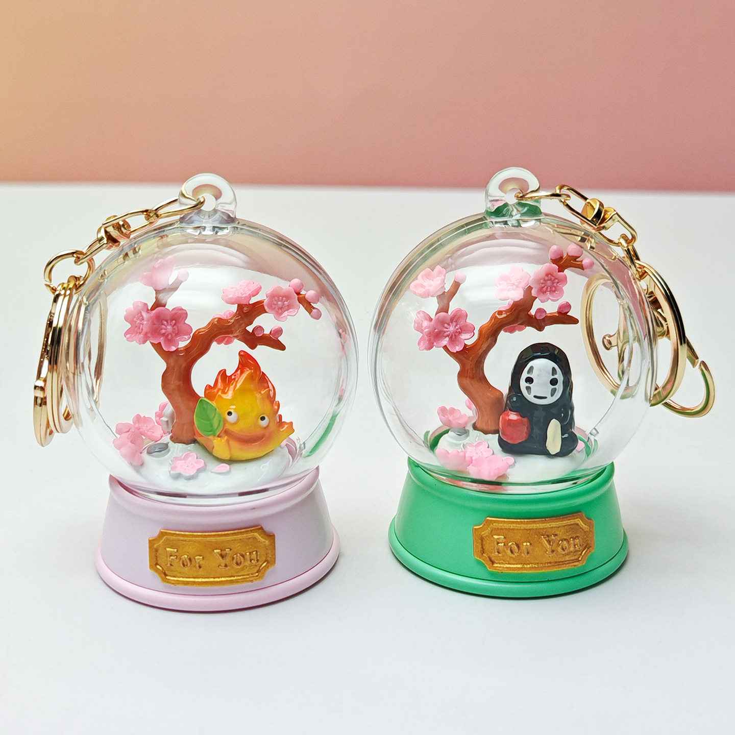 Hayao Miyazaki Keychain Cherry - Resin Art Case 评论和价格